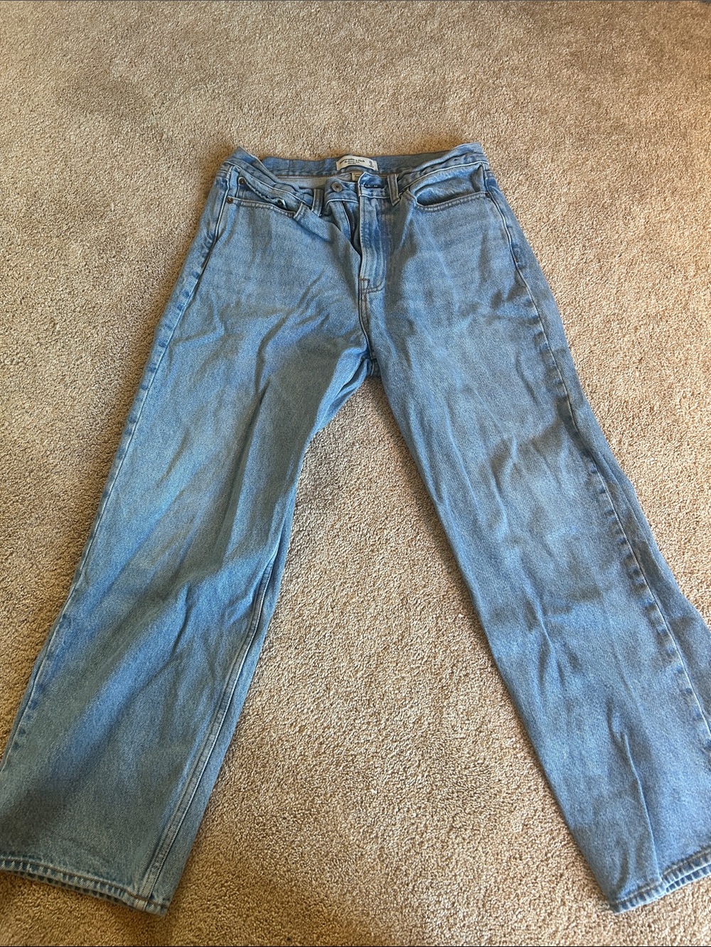 Abercrombie & Fitch Light Blue Relaxed Women's Jeans